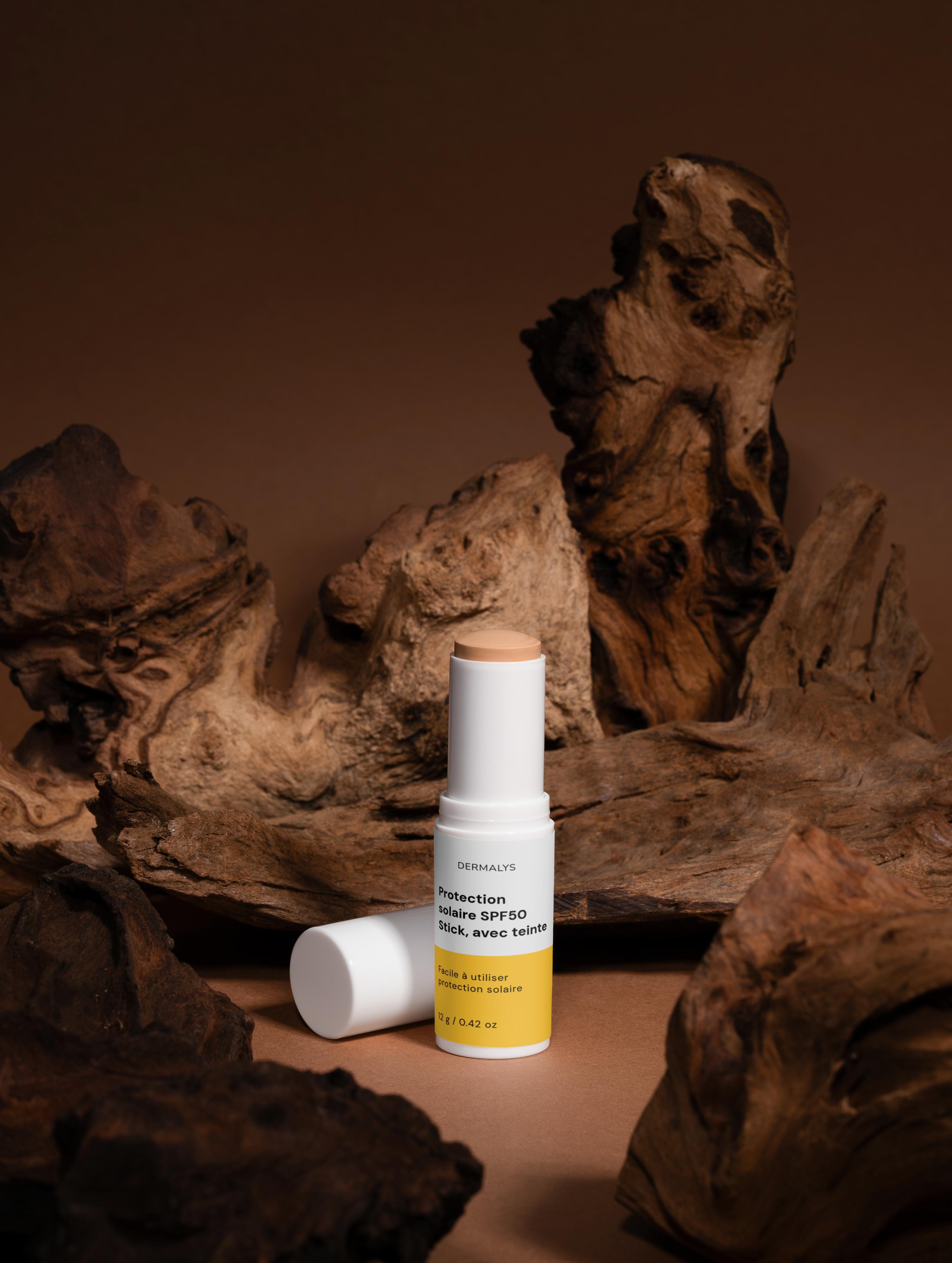 Dermalys – Stick Solaire Minéral Teinté SPF50 Haute Protection