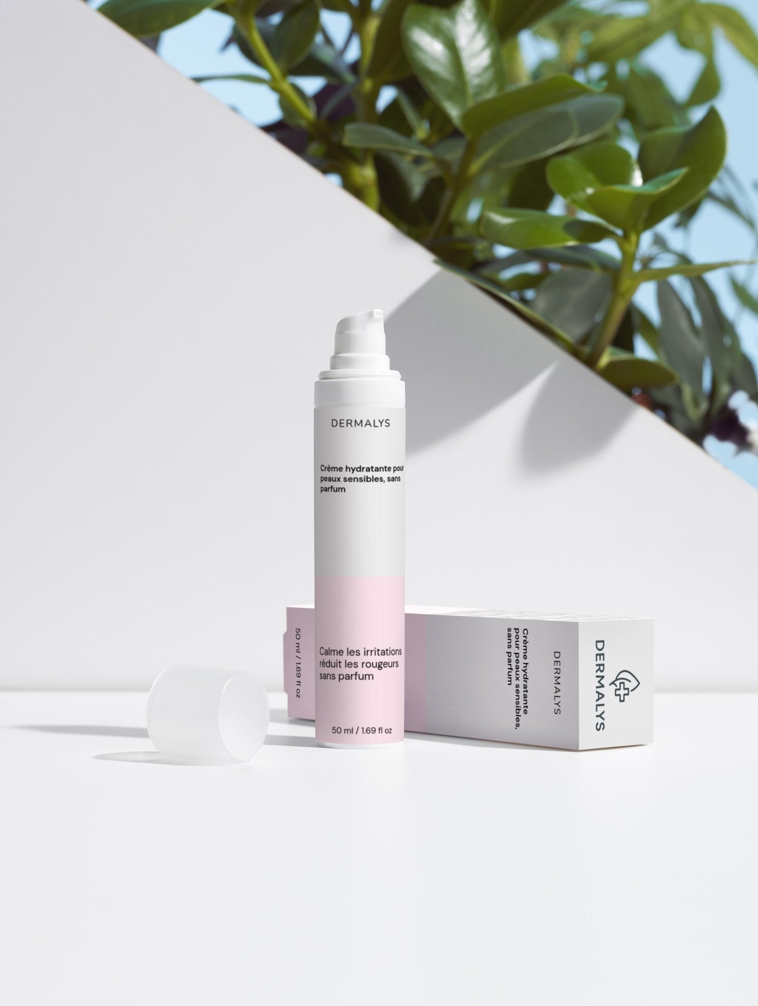 Crème hydratante Dermalys peaux sensibles sans parfum apaisante et protectrice